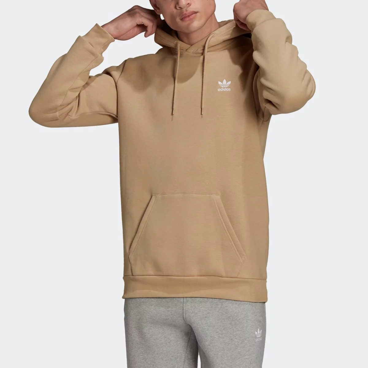 h34647_app_on-model_front_gradient-huge-6657662d24aee