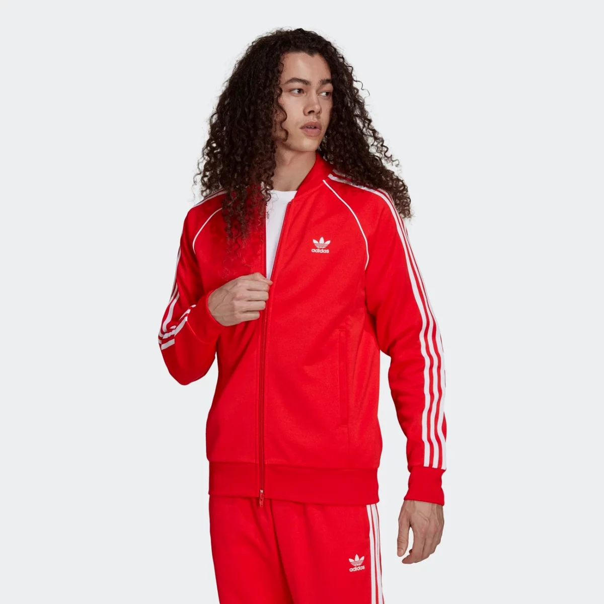 h06711_app_on-model_standard_gradient-huge-665762f75c9b5