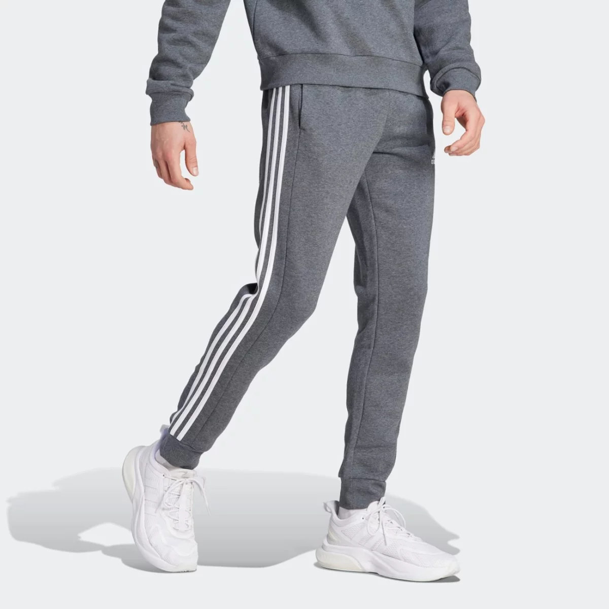 ij8884_5_apparel_on-model_walking-view_grey-huge-6657a5161fc97