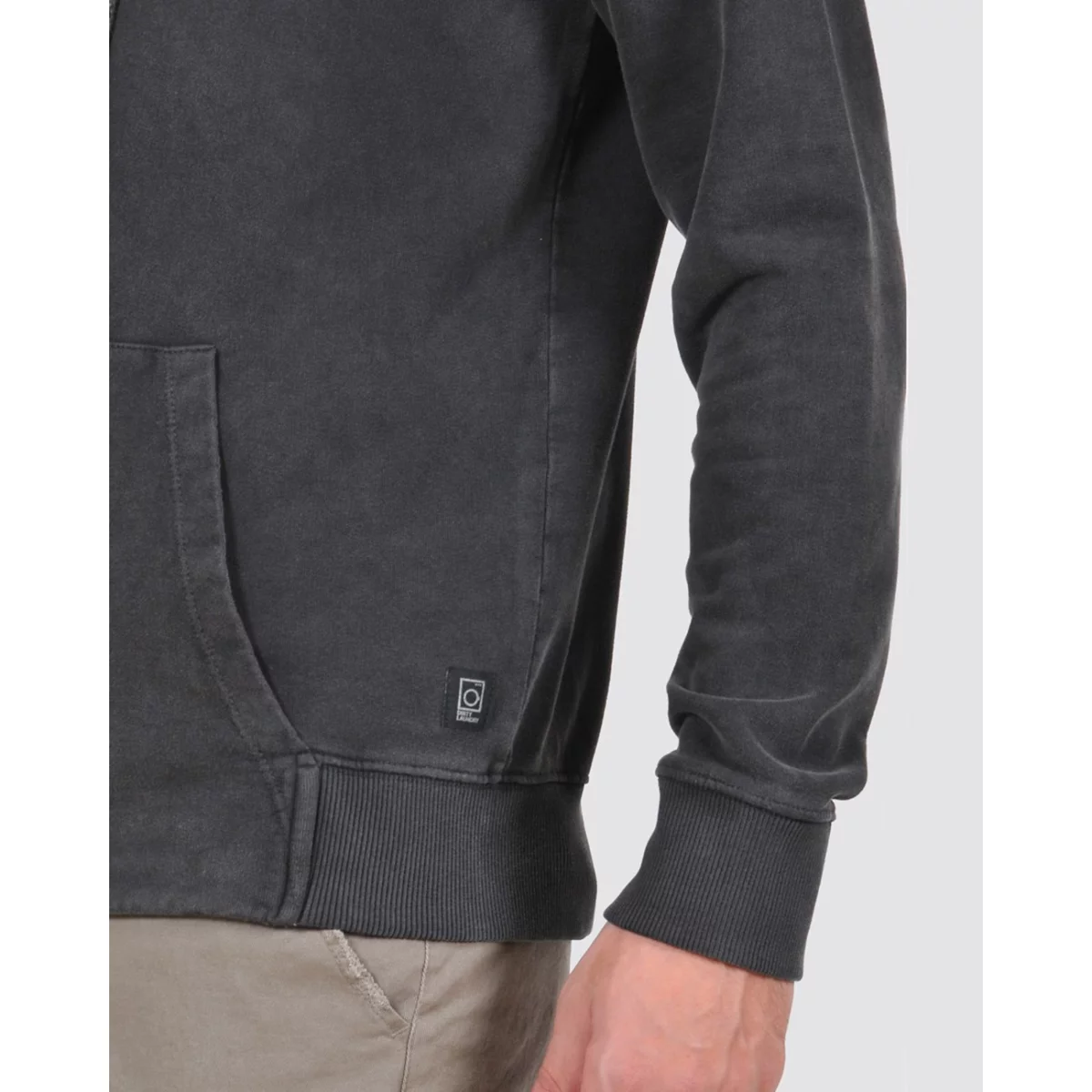dlmf0420f_1065_3-acid-black-huge-665752874124d