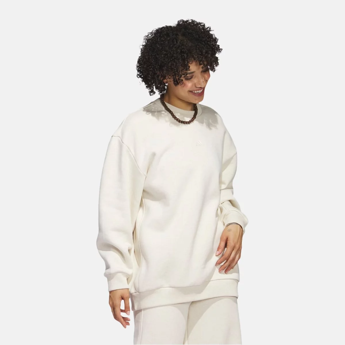 ic6485_6_apparel_on-model_walking-view_grey-huge-6657a0919077c