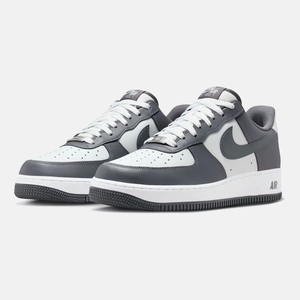 698c7d38eb320nike_air_force_1_andrika_sneakers_4_