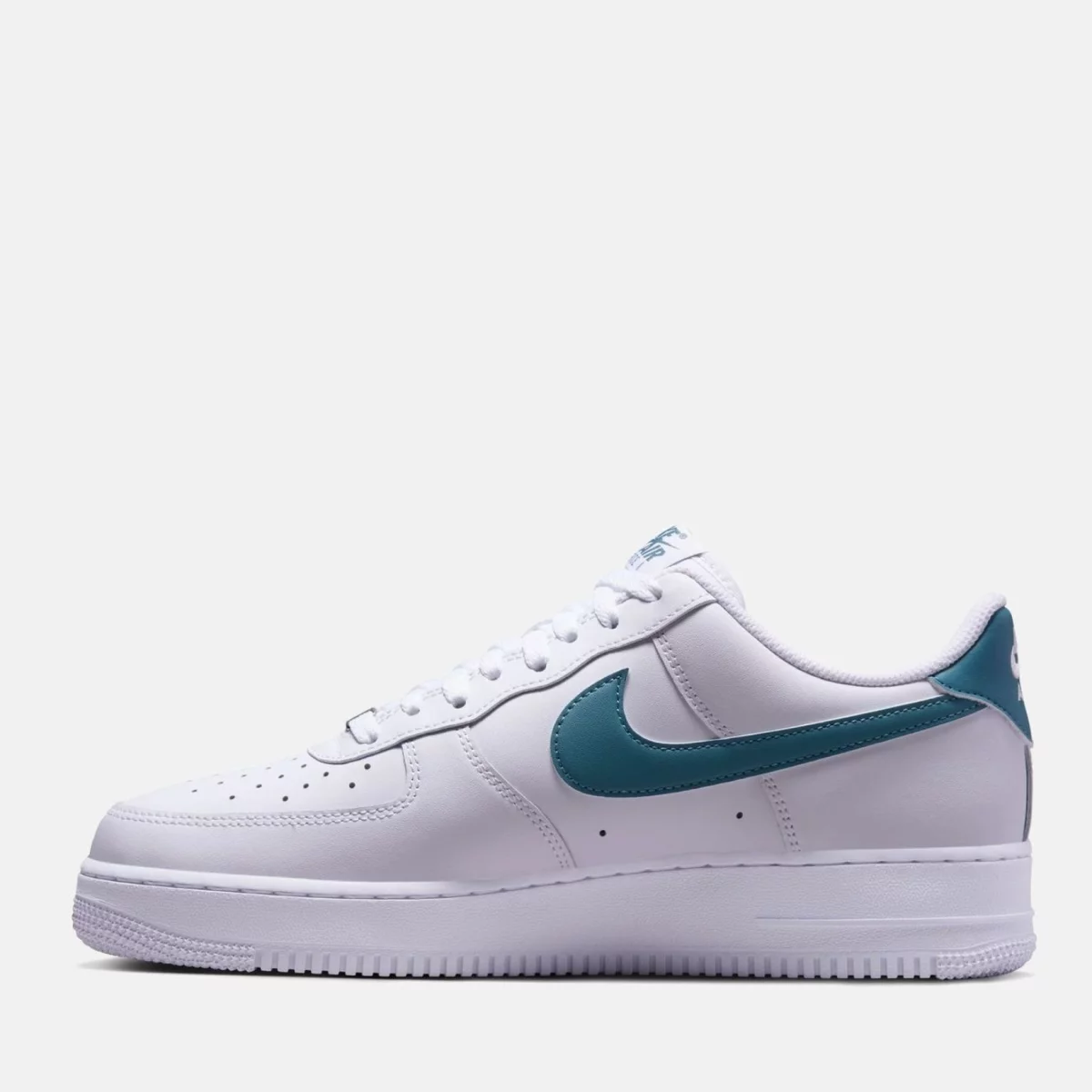 69d5092c10645Air_Force_1_07_andrika_sneakers_2_