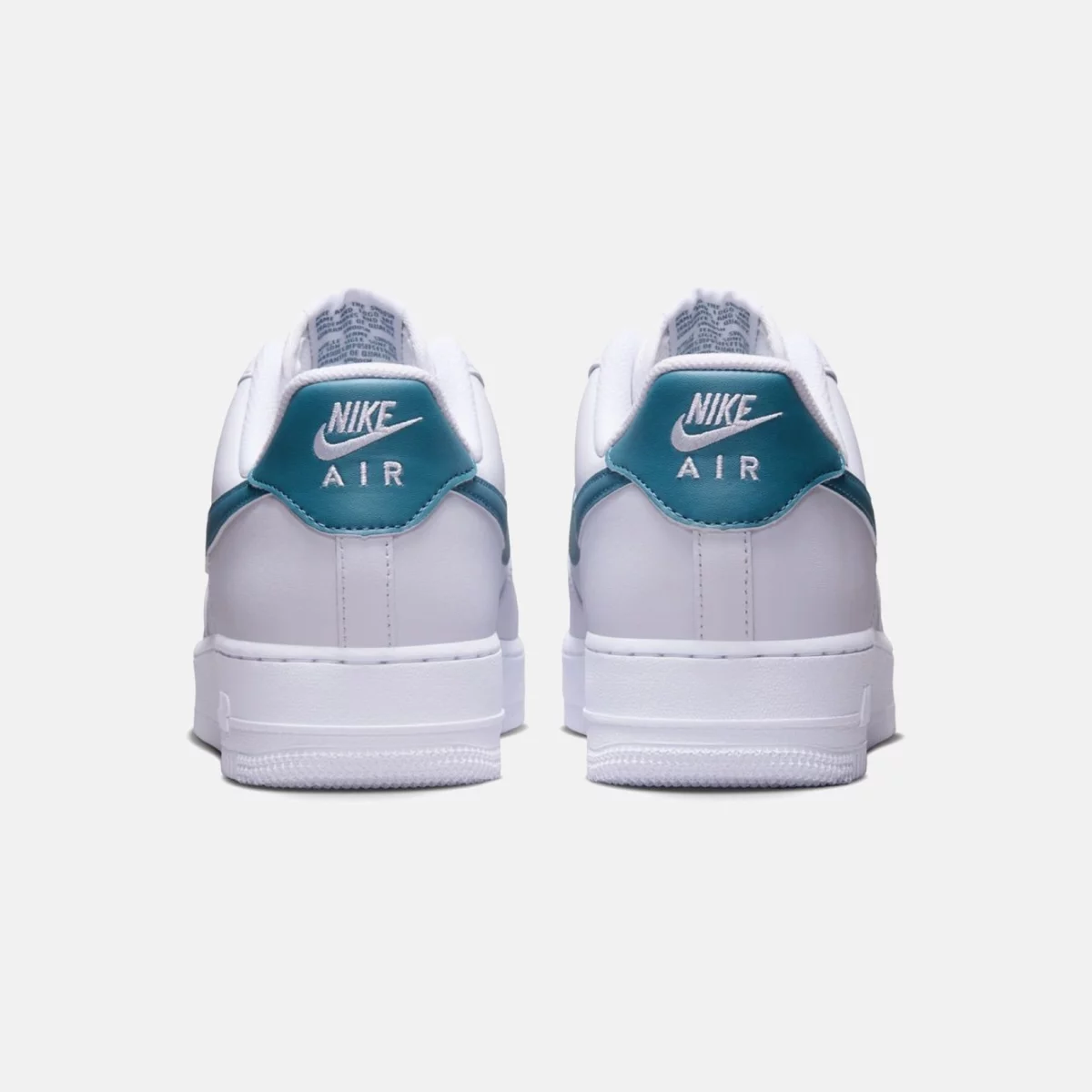 69d50930bb70cAir_Force_1_07_andrika_sneakers_4_