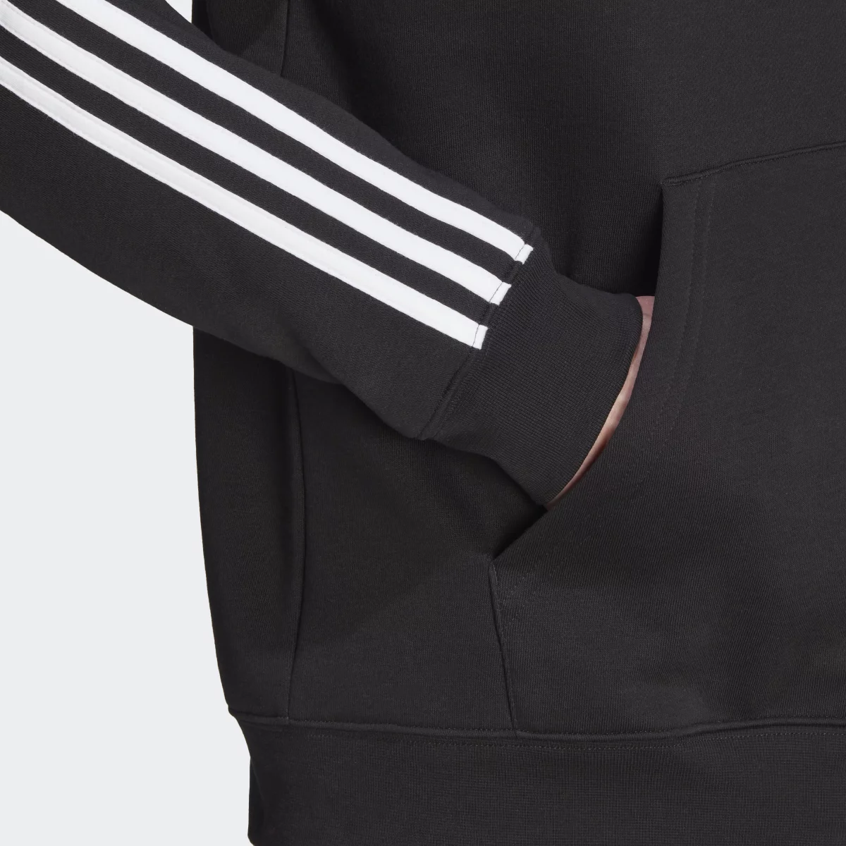 6708e58404175IM2088_8_APPAREL_On_Model_Detail_View_2_grey