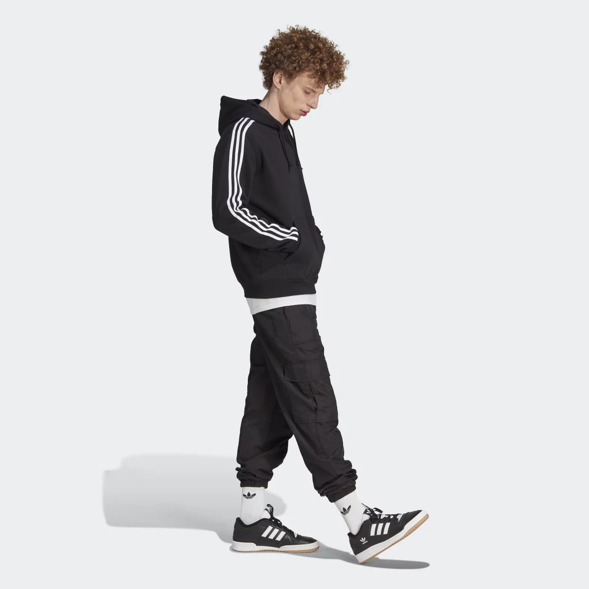 6708e58b2bd59IM2088_6_APPAREL_On_Model_Walking_View_grey