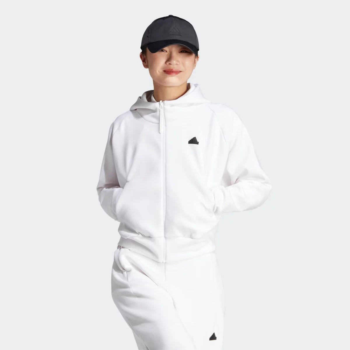 in5133_3_apparel_on-model_standard-view_grey-huge-6657a593084c4