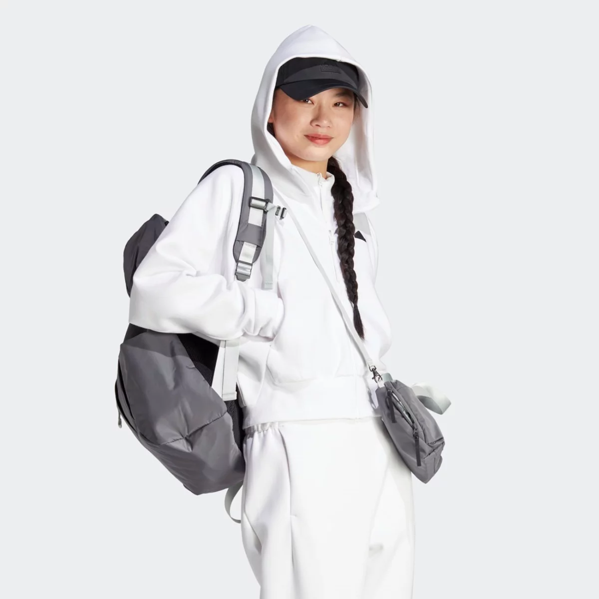 in5133_6_apparel_on-model_walking-view_grey-huge-6657a59682ac9