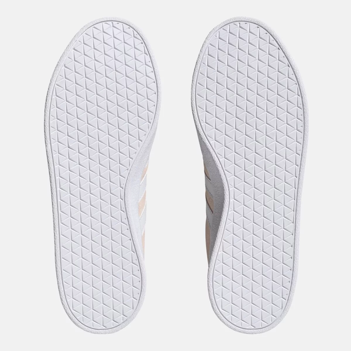 h06114_4_footwear_photography_bottom-view_transparent-huge-665836c246838