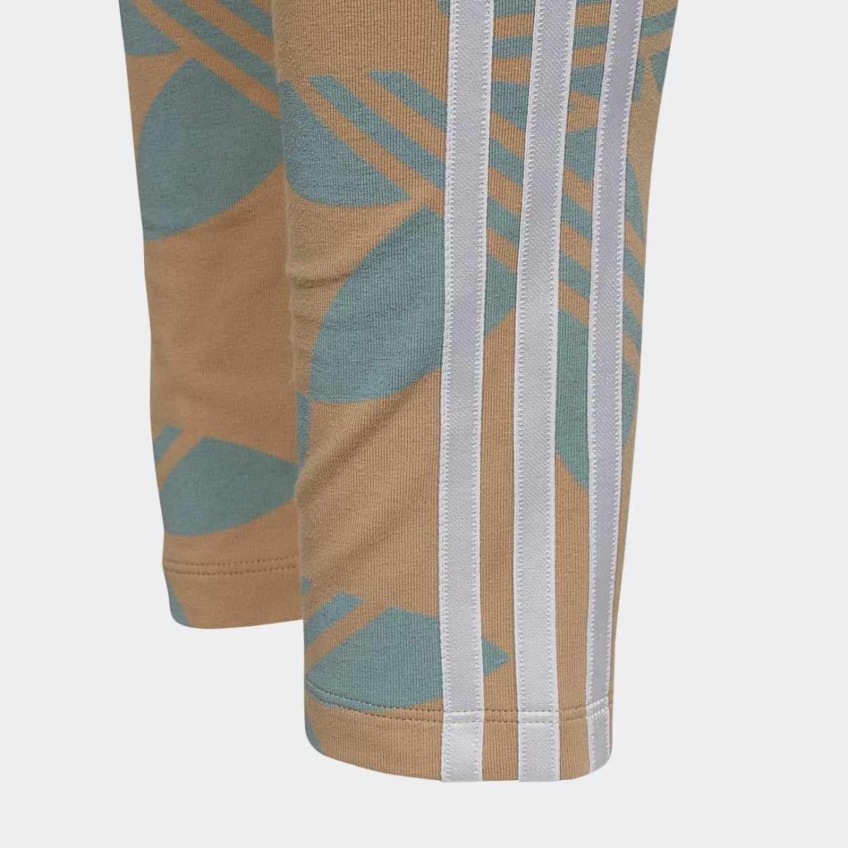 hl6935_6_apparel_photography_detail-view-3_grey-huge-6657927192bd4