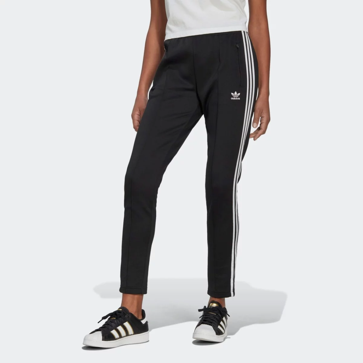 gd2361_4_apparel_on-model_standard-view_grey-huge-66574a4f1282d