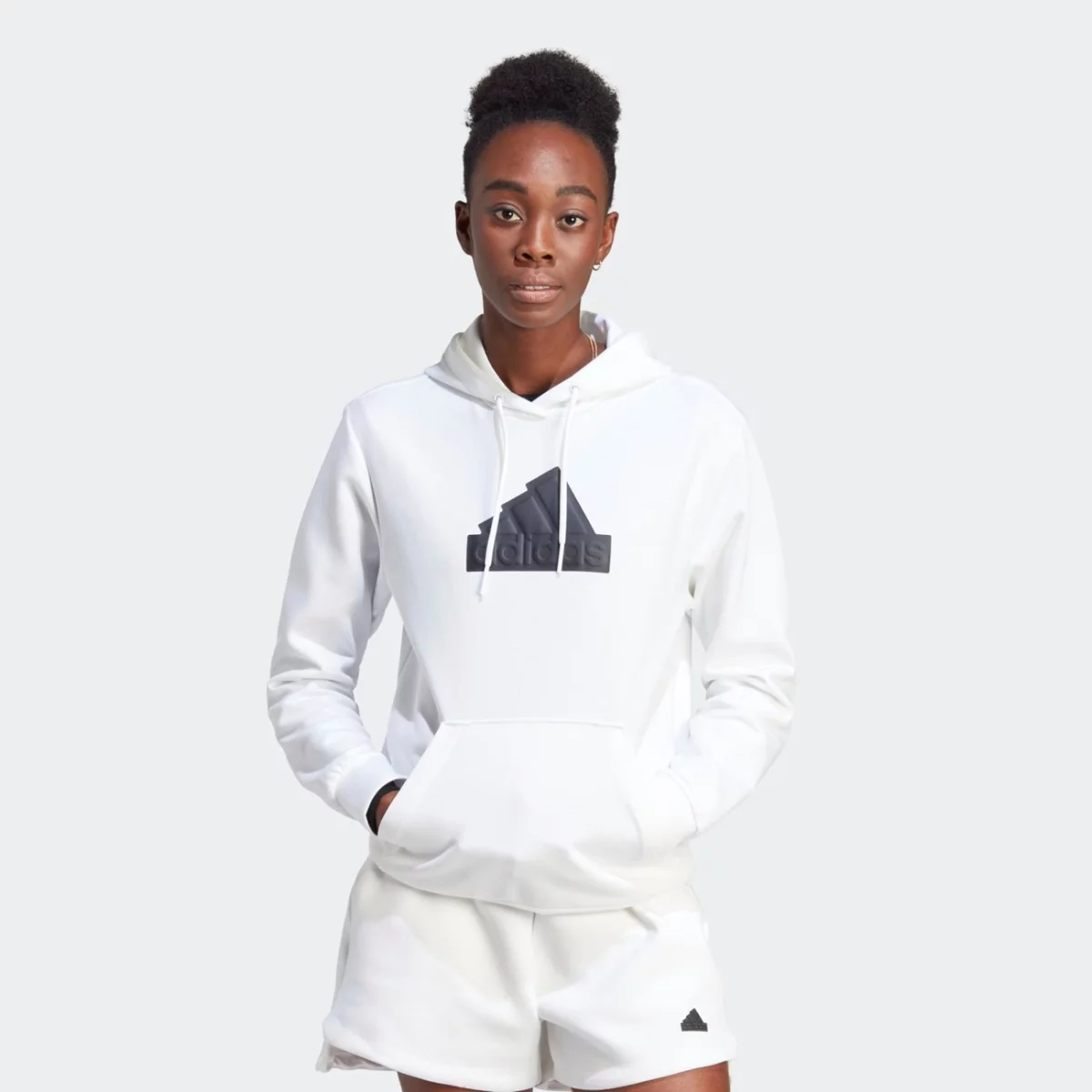im4875_3_apparel_on-model_standard-view_grey-huge-6657a55a11a8e