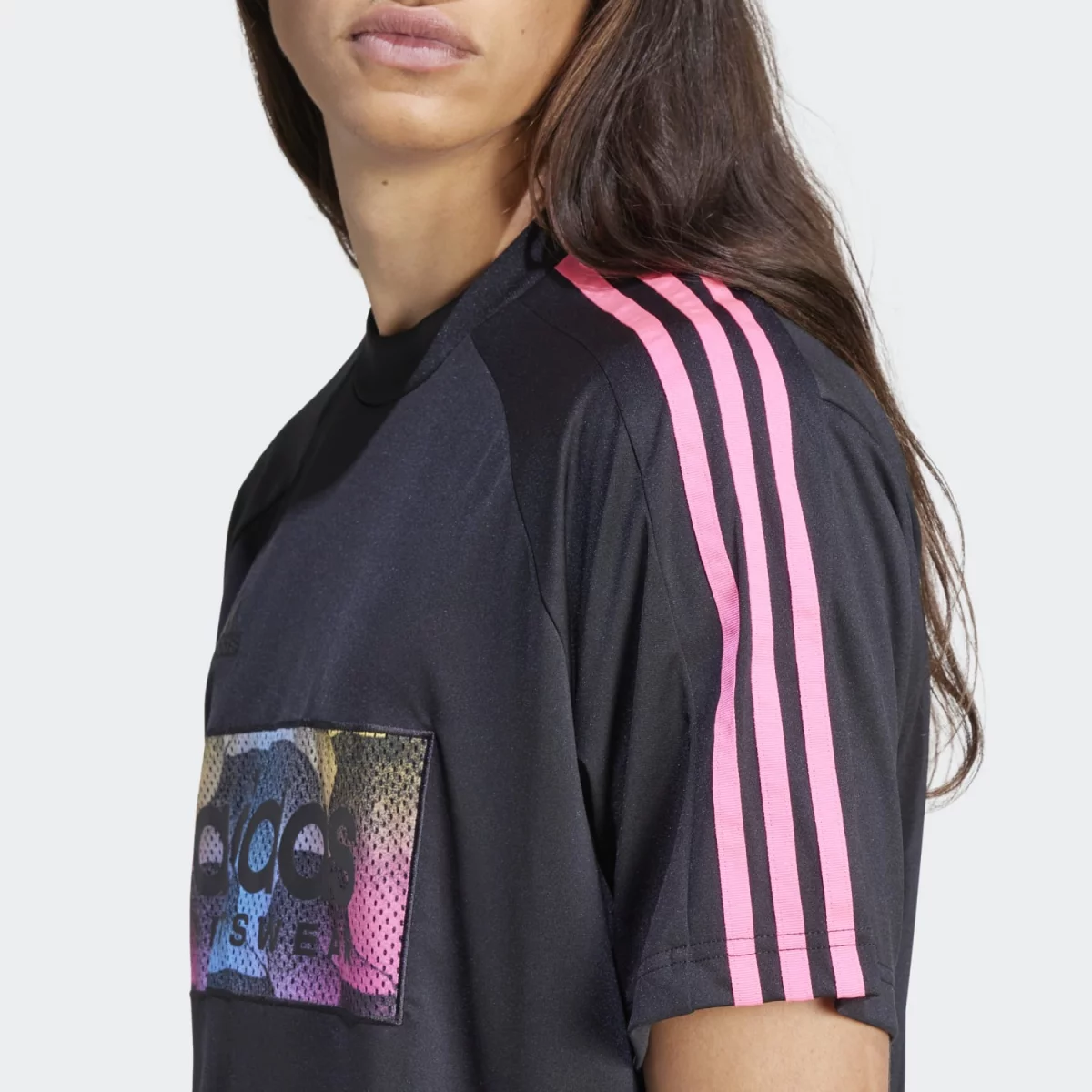 667eb1d719383IP3781_7_APPAREL_On_Model_Detail_View_1_grey
