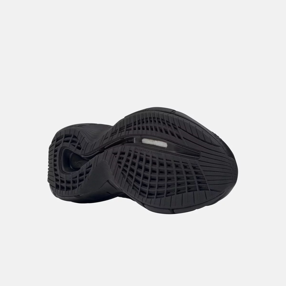 gx0504_3_footwear_photography_bottom-view_transparent-huge-66580ba883c69