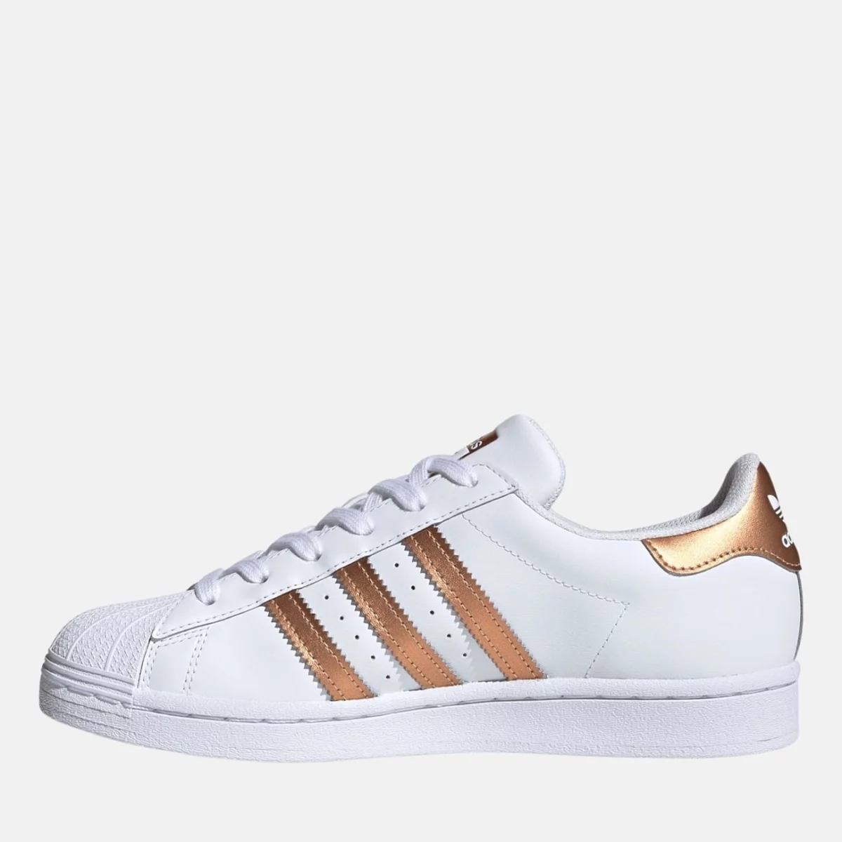 fx7484_5_footwear_photography_side-medial-center-view_transparent-huge-6657edc9b15ab