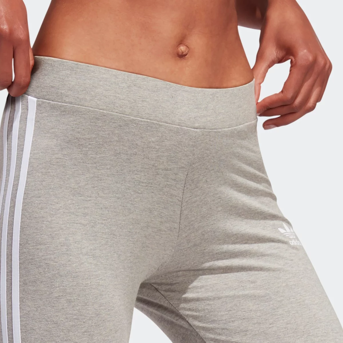 hd2349_6_apparel_on-model_detail-view-1_grey-huge-665774da112bc