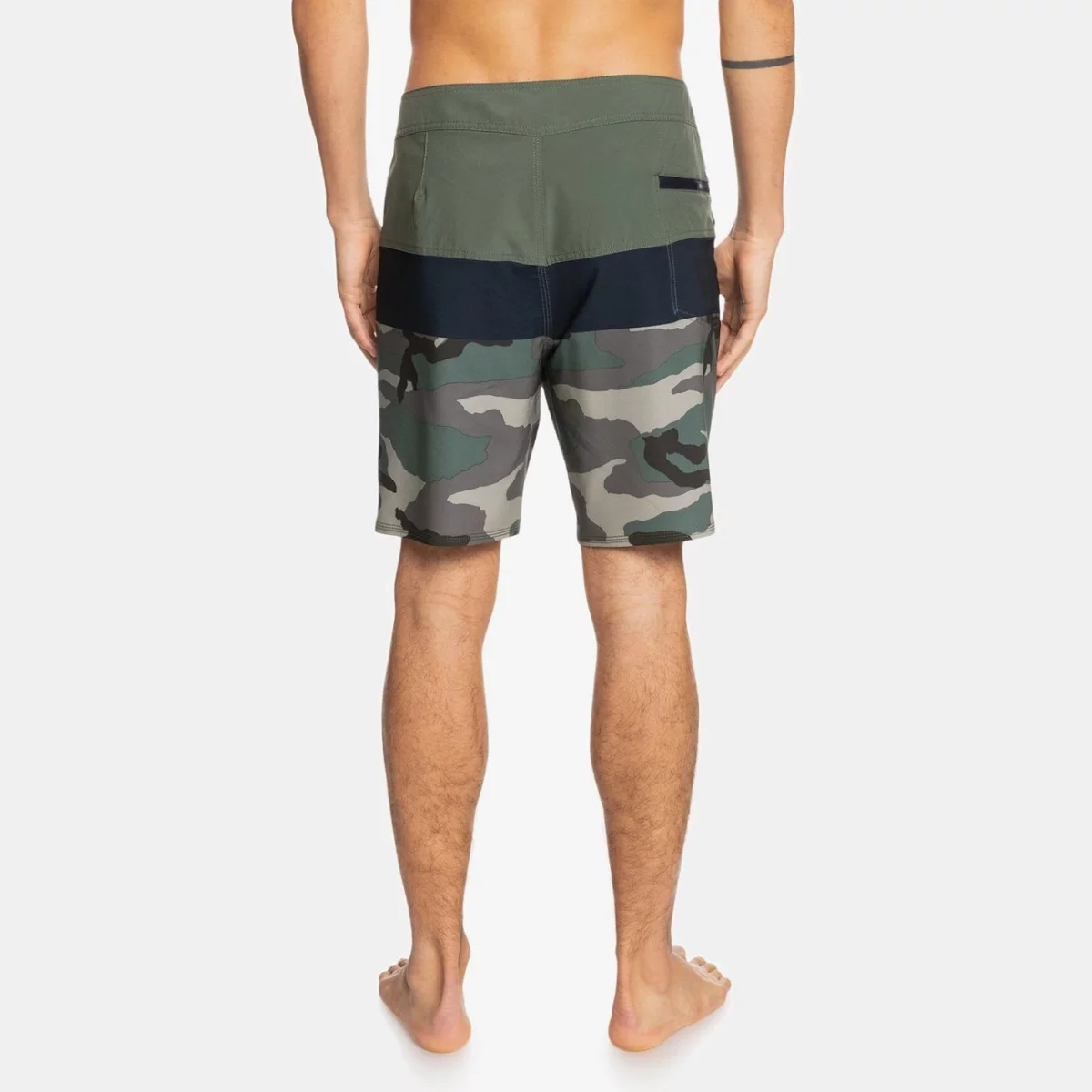 eqybs04584_quiksilver-w_cqy6_bck1-huge-665757b927923