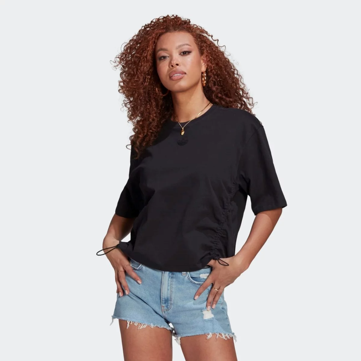he9560_3_apparel_on-model_standard-view_grey-huge-6657758d95957