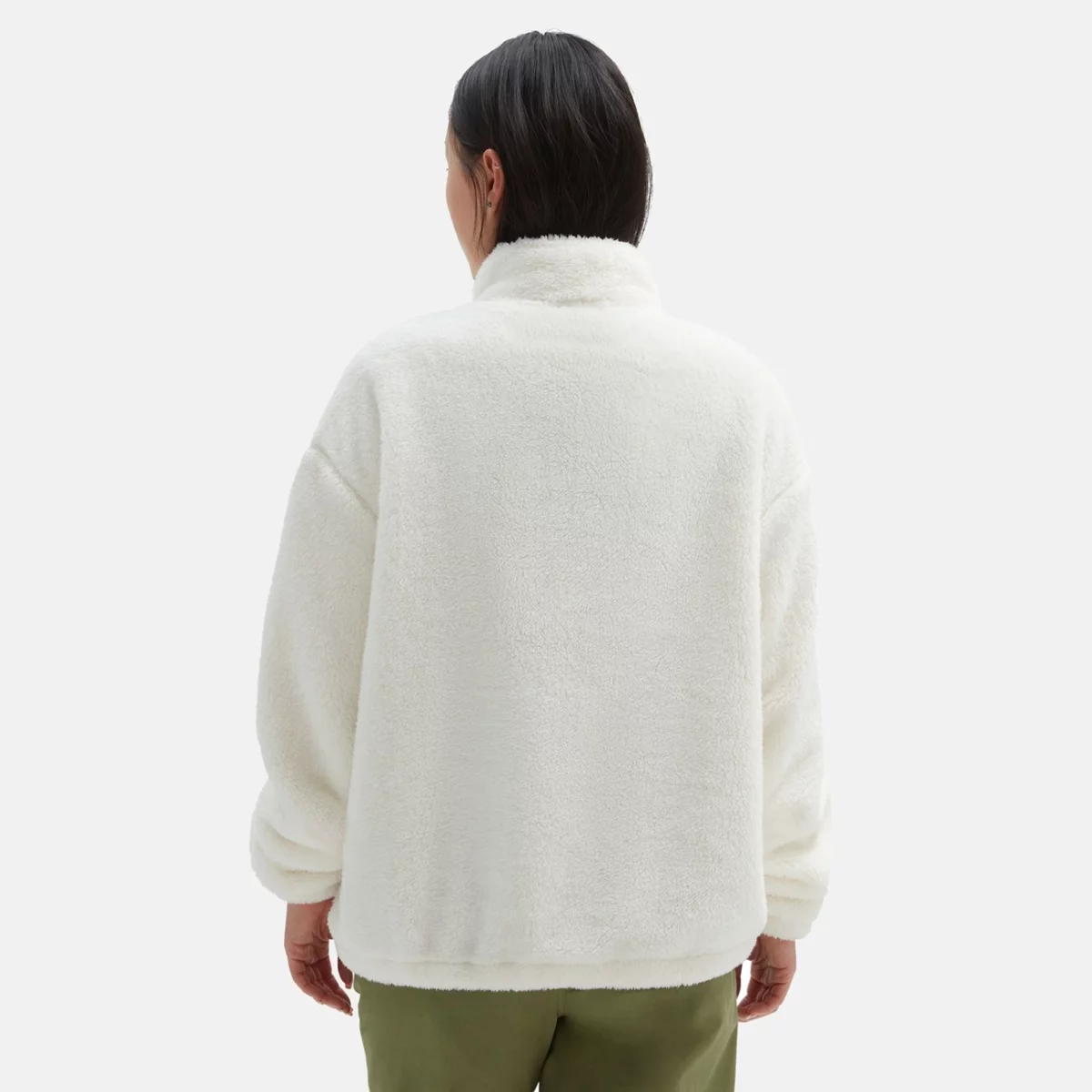 vn000a6rfs8-alt2-huge-6657ab2358346