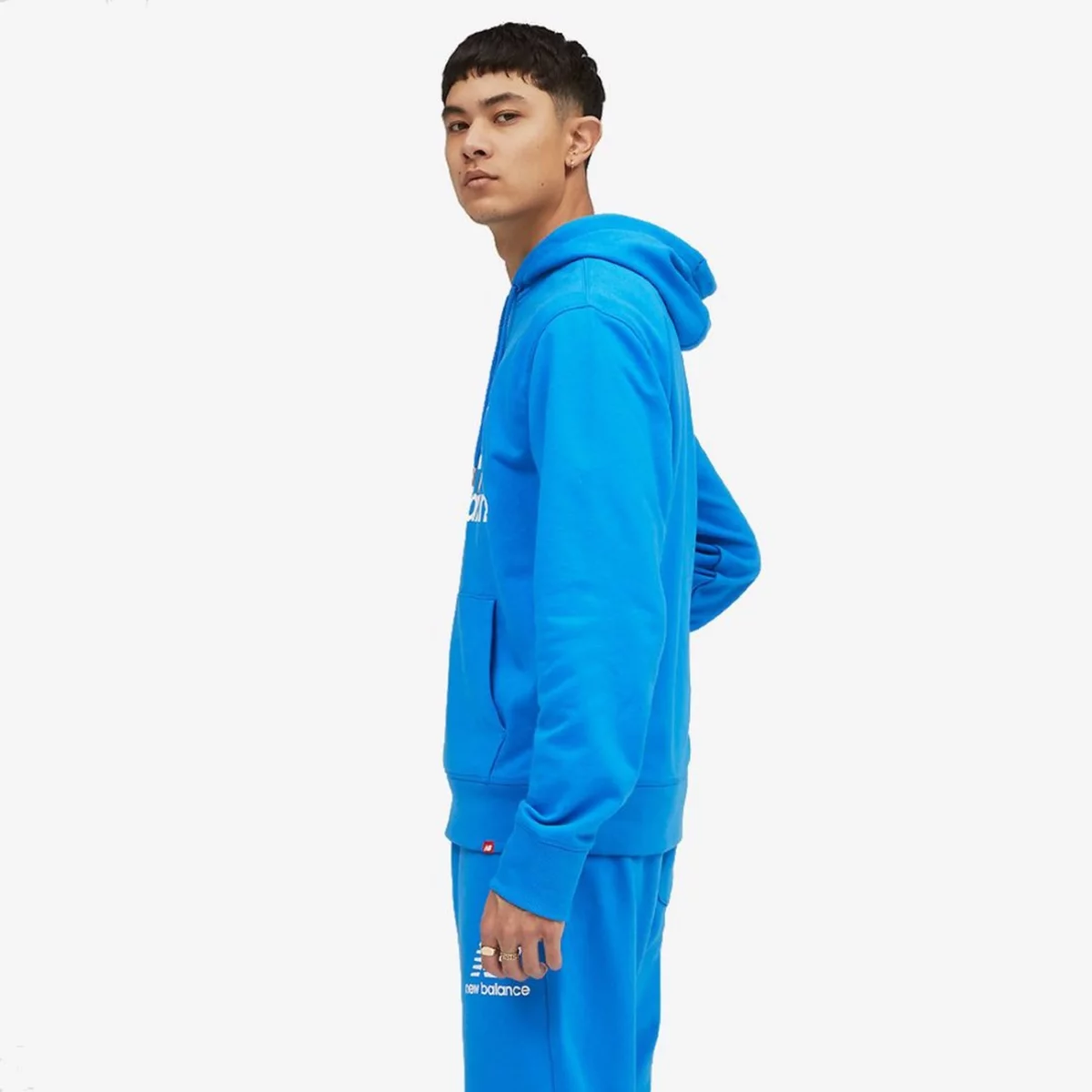 new-balance-mplouza-essentials-stacked-logo-po-hoo-1-huge-66574c946ee10