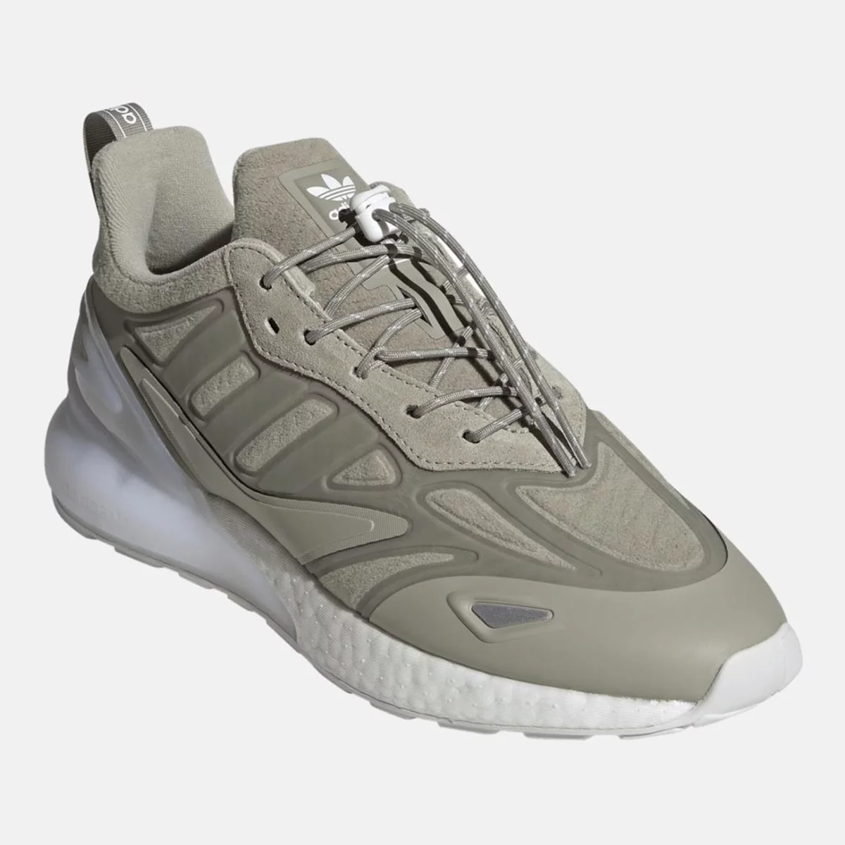 gw8239_6_footwear_photography_front-lateral-top-view_transparent-huge-66580a2341a6a