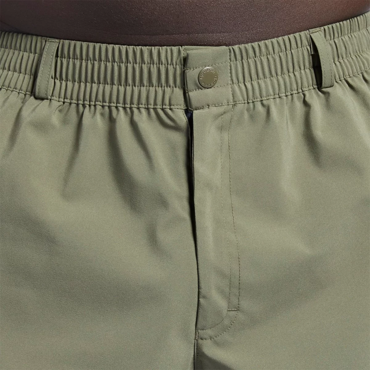 h54406_app_on-model_detail-3_gradient-huge-6657789a66971