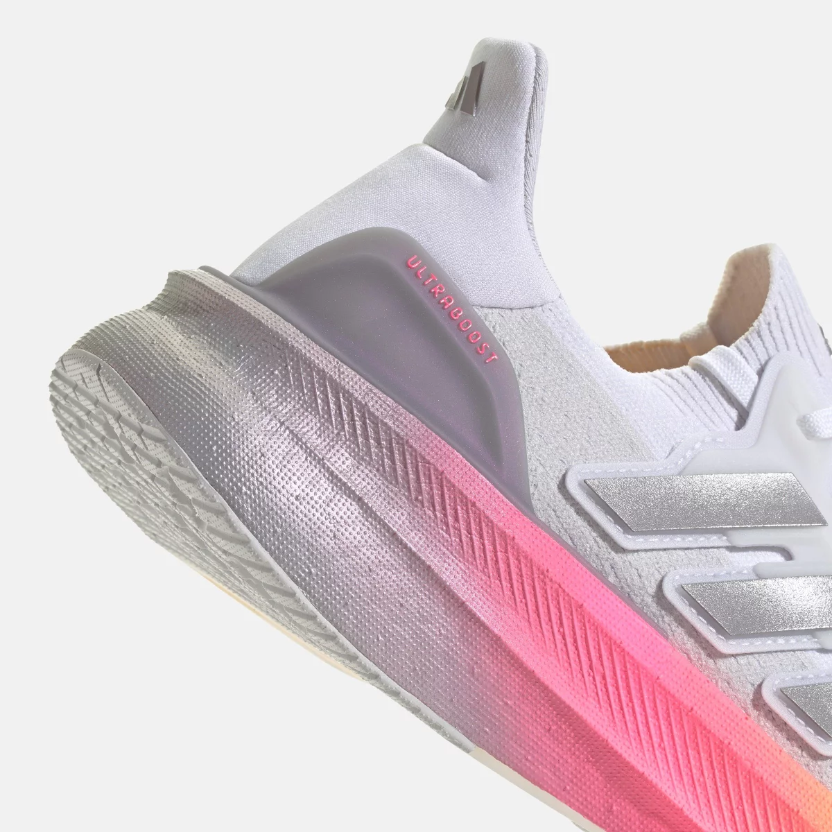 672b66afcc87aID8840_8_FOOTWEAR_Photography_Detail_View_1_transparent