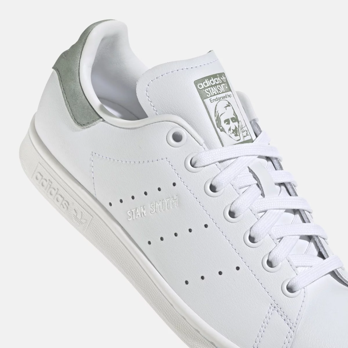 id5781_8_footwear_photography_detail-view-1_transparent-huge-6658429b9a67d