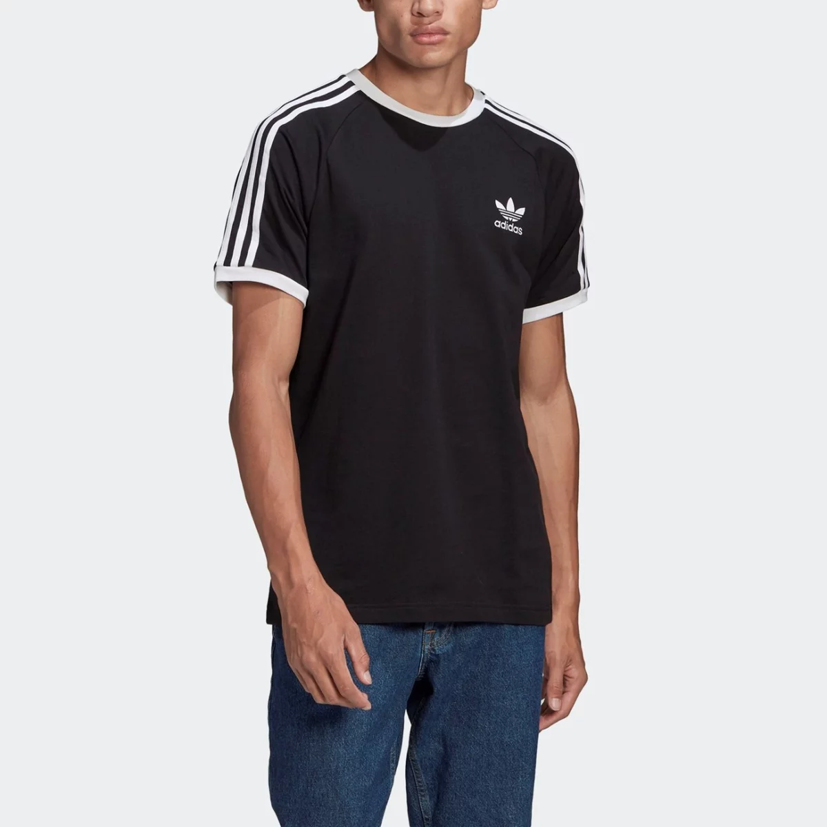 gn3495_app_on-model_front_gradient-huge-6657539ac795b