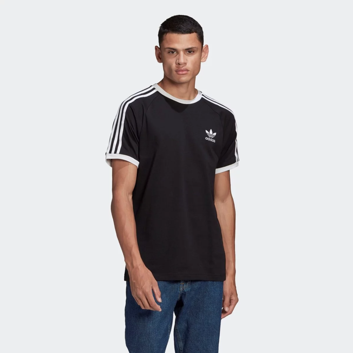 gn3495_app_on-model_standard_gradient-huge-665753977e378