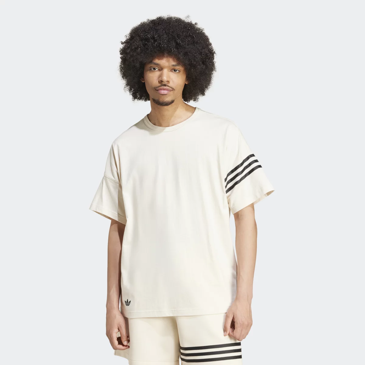 6708eaa020012JF9139_3_APPAREL_On_Model_Standard_View_grey