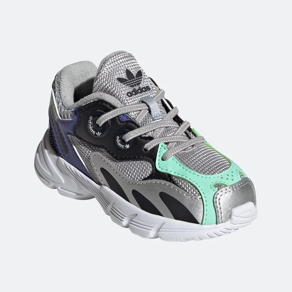 gy3348_6_footwear_photography_front-lateral-top-view_transparent-huge-665806b9388e8