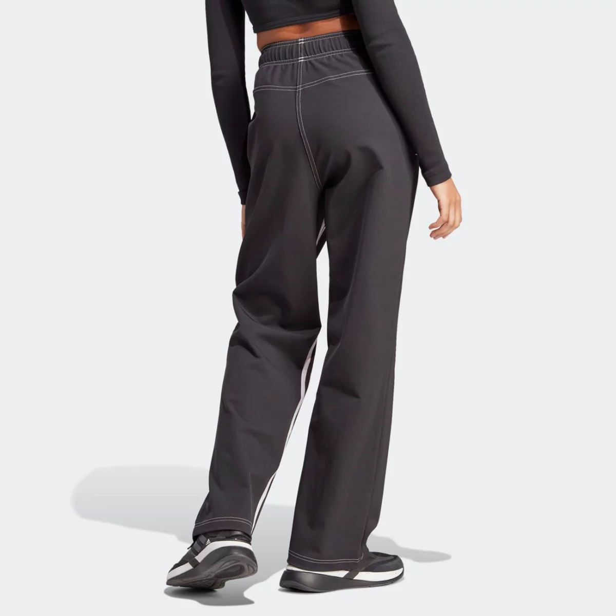 ia3143_4_apparel_on-model_back-view_grey-huge-6657a7c2d82a4