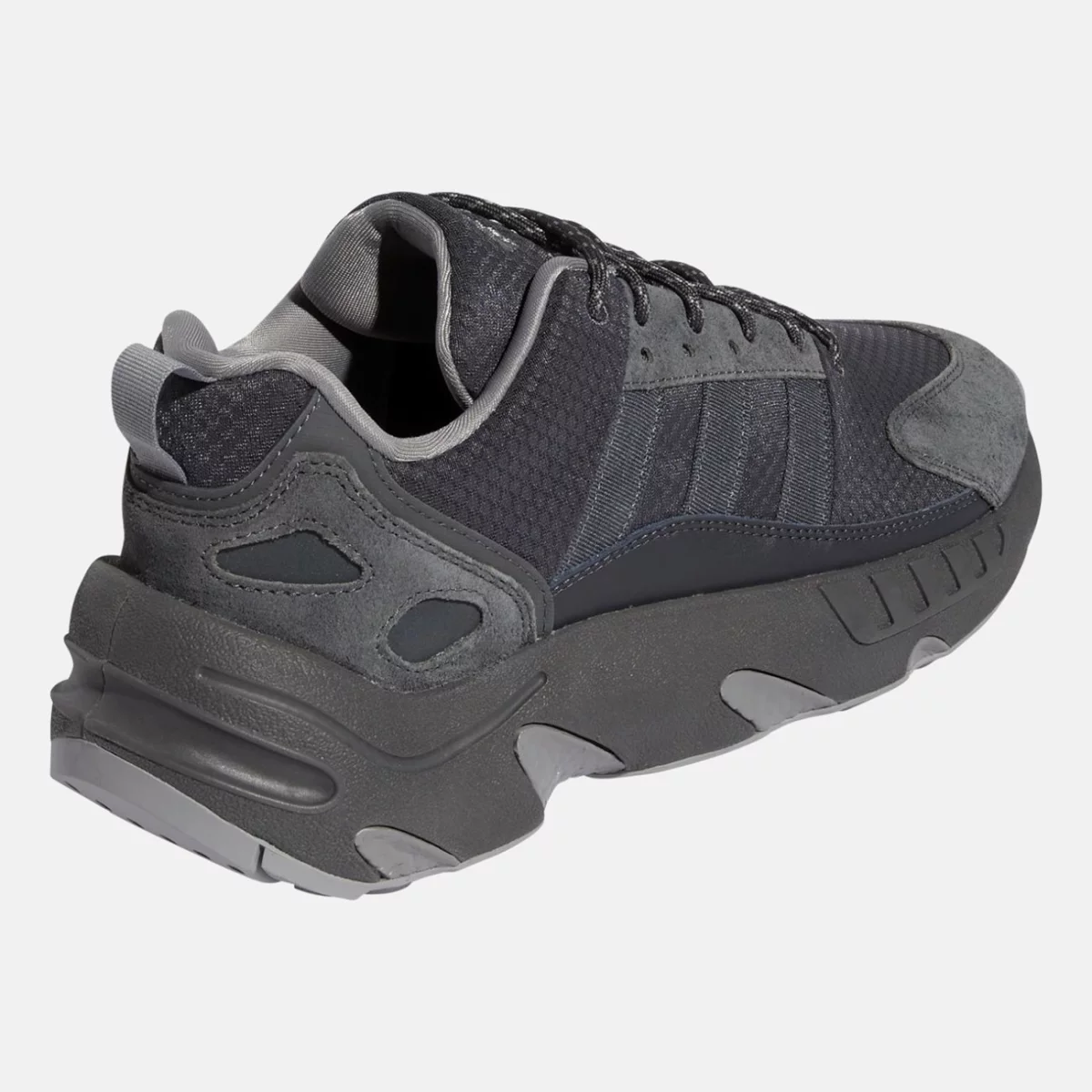 gy6696_7_footwear_photography_back-lateral-top-view_transparent-huge-665808f155d66