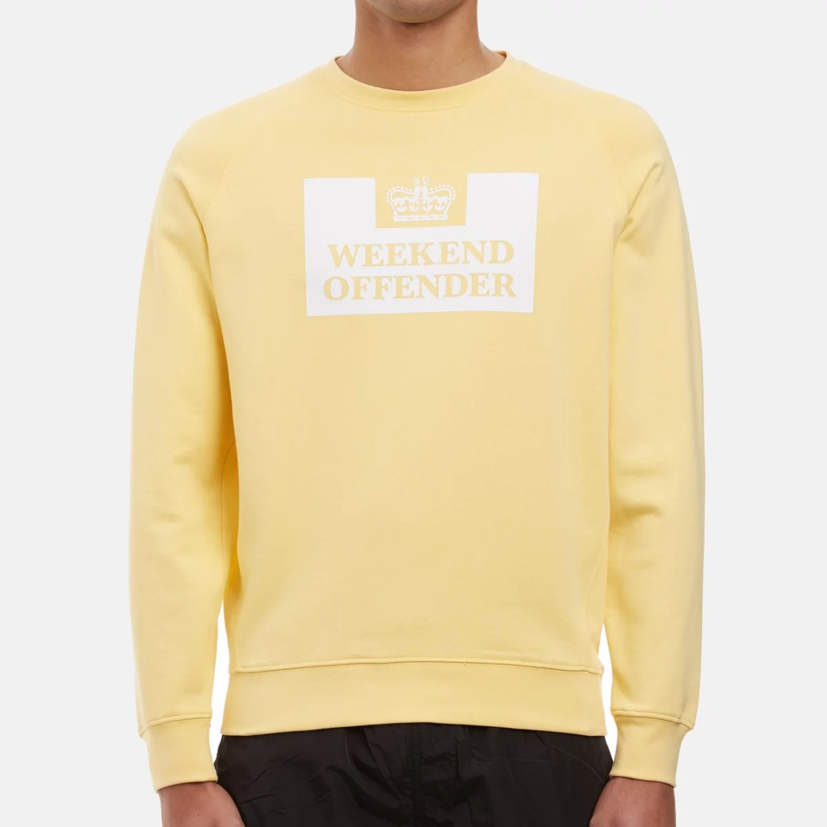ss22_swss22_12_penitentiary_buttermilk_model-huge-665790298ebb6