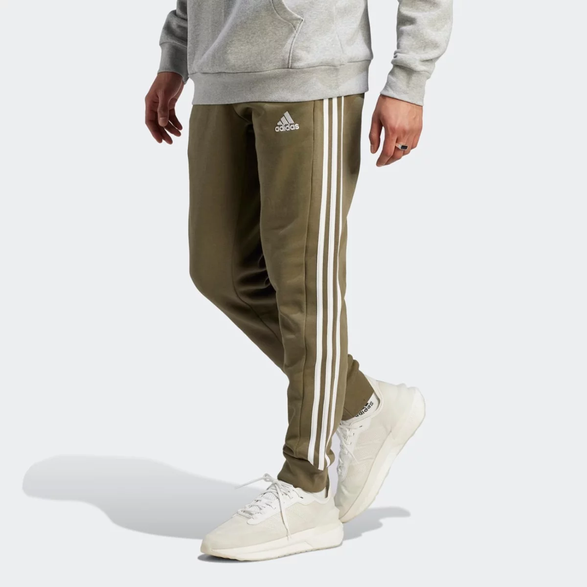 ij8925_3_apparel_on-model_standard-view_grey-huge-6657a65e5e554