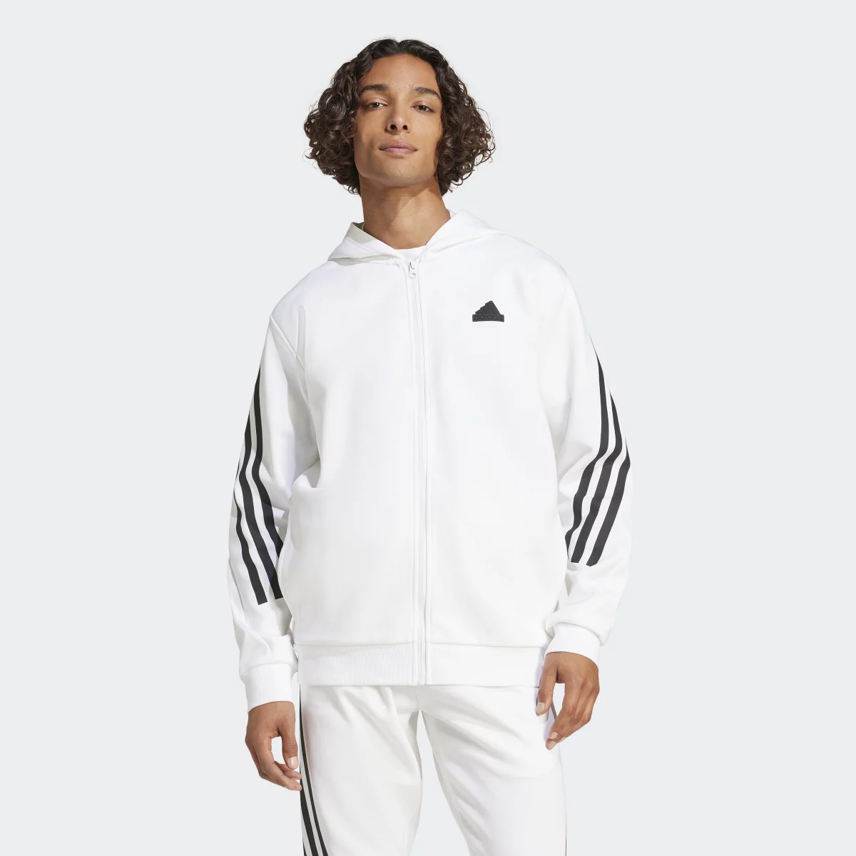 6717773c78fadJJ4158_3_APPAREL_On_Model_Standard_View_grey