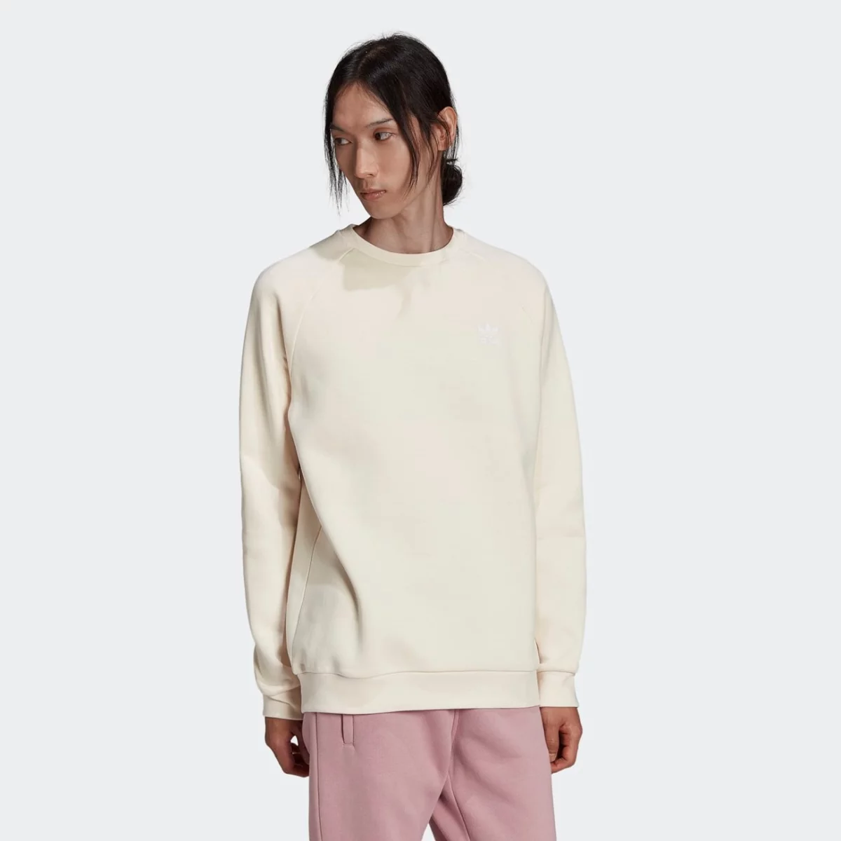 he9428_6_apparel_on-model_walking-view_grey-huge-6657940eb6300