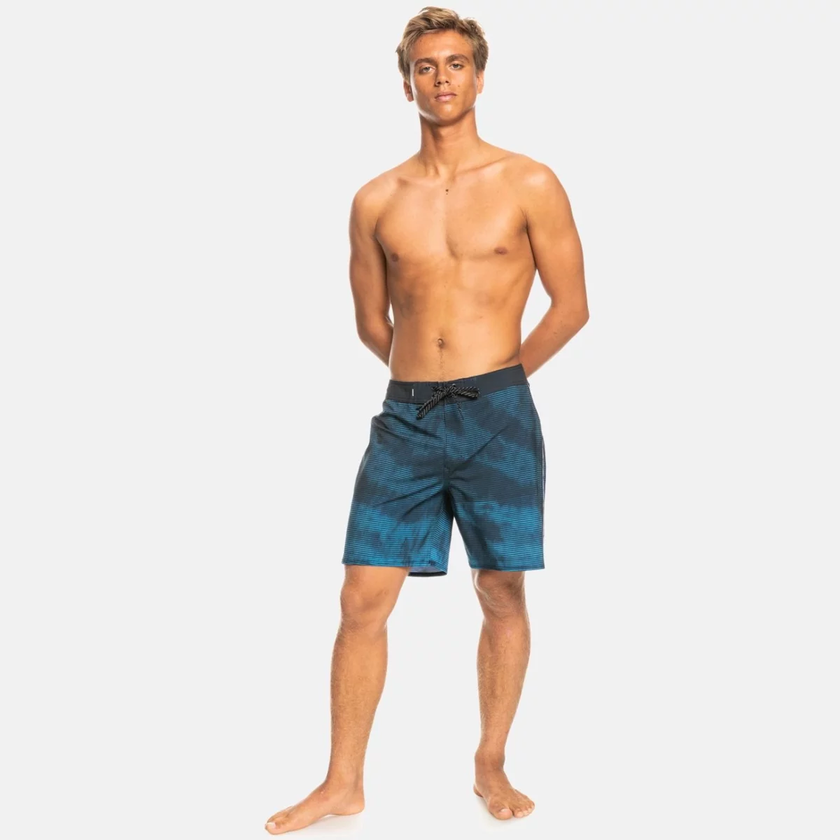 eqybs04660_quiksilver-w_kvj6_frt9-huge-6657875f25489