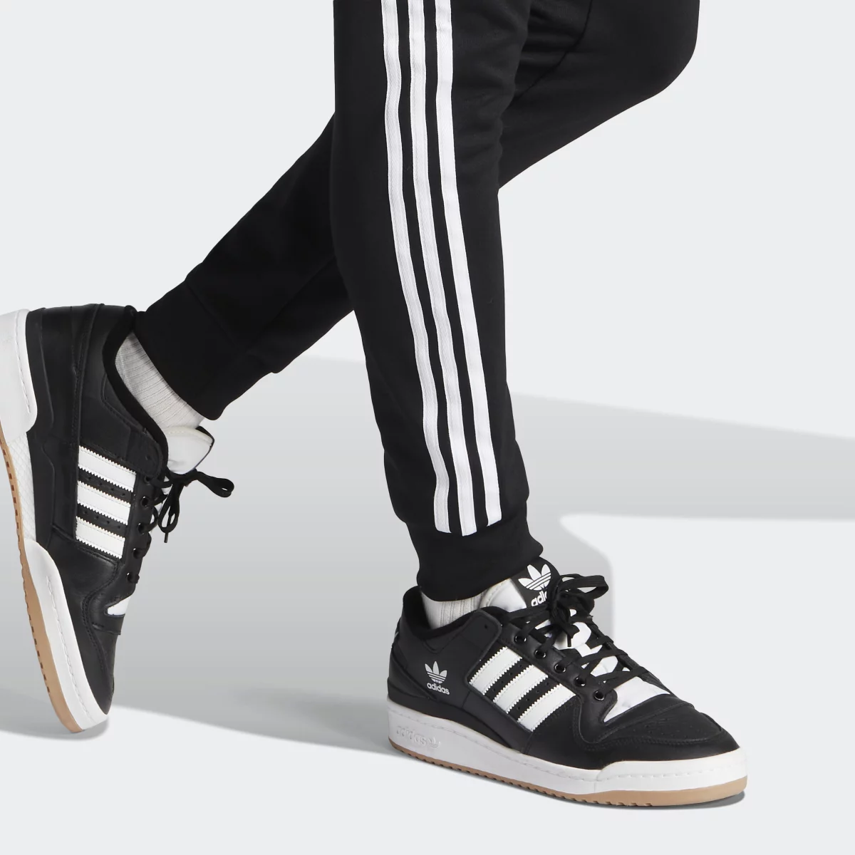 6703dd67cfbb4IL2488_7_APPAREL_On_Model_Detail_View_2_grey