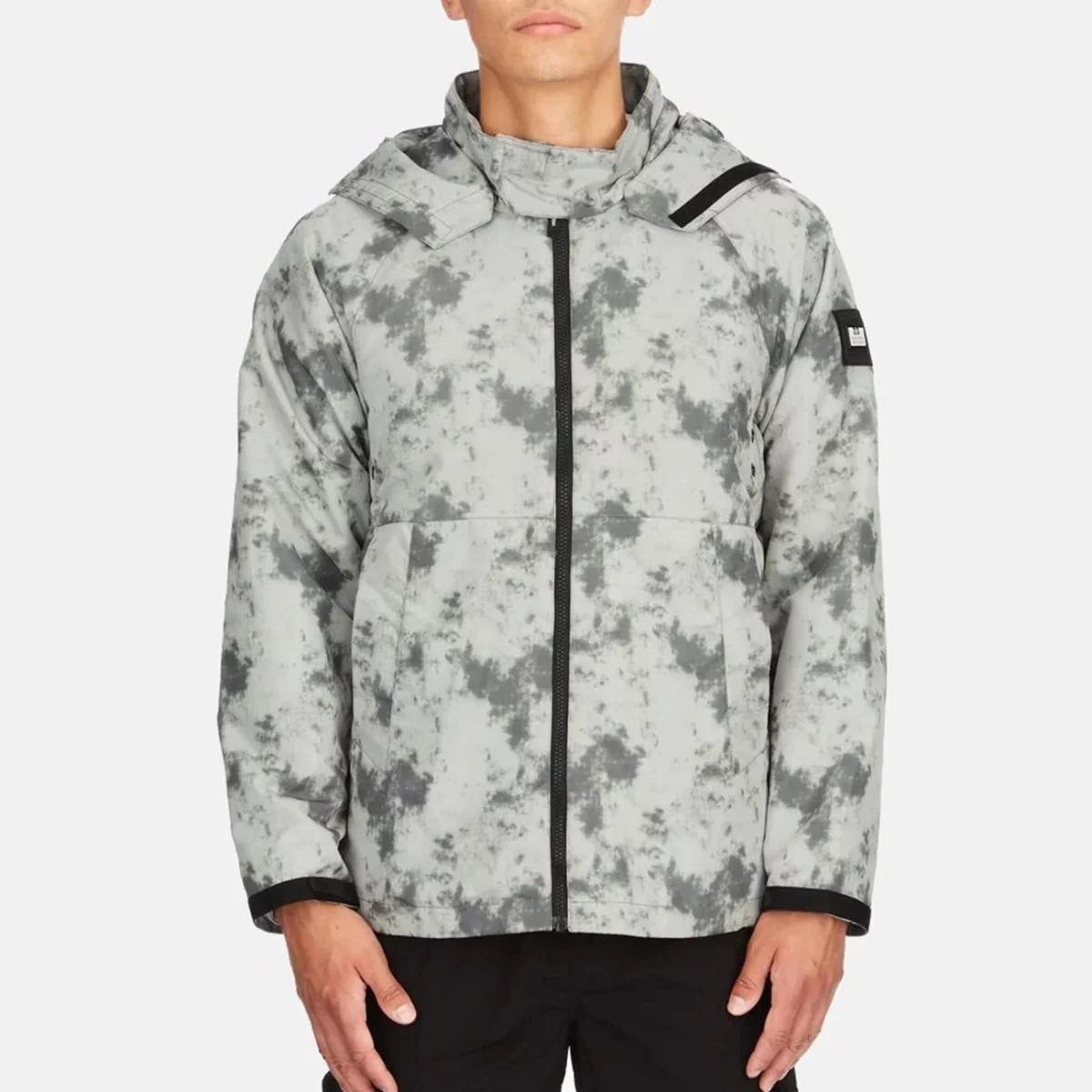 aw21_jkaw21_18_adesanya_grey-rusted_model_front_900x-huge-6657731f8c94d