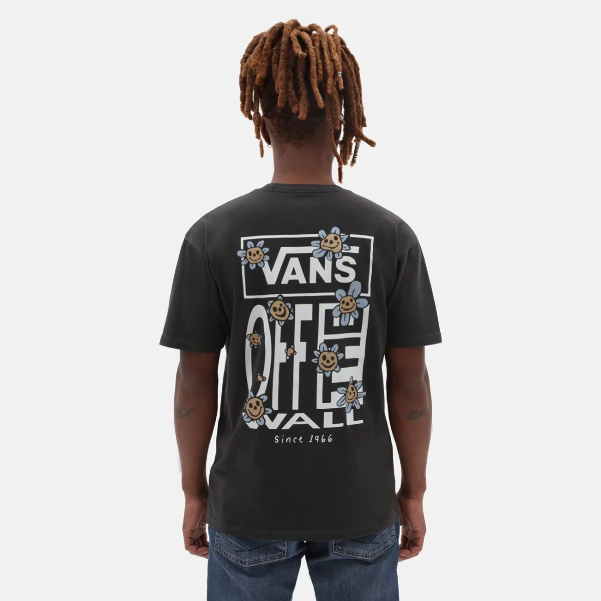vn0a7s77blk-hero-huge-66579b0260e77