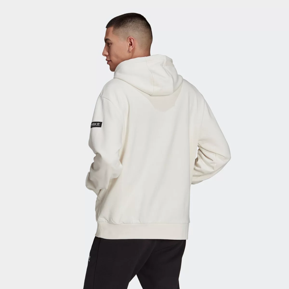 h09107_app_on-model_back_gradient-huge-665764433eb28