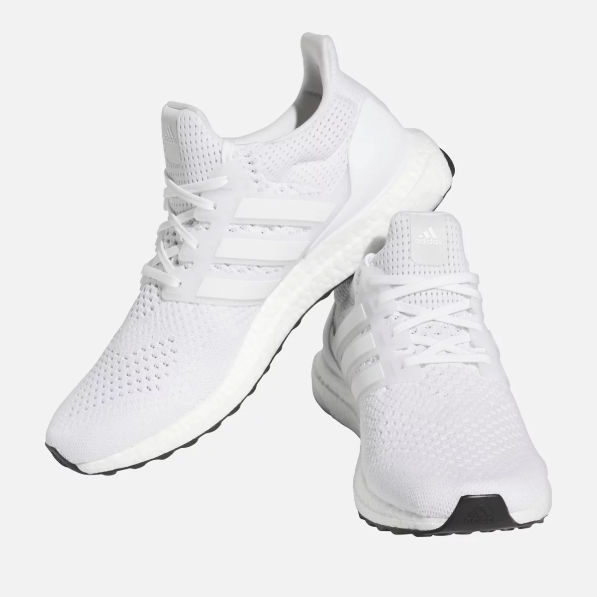 hq4202_6_footwear_photography_front-lateral-top-view_transparent-huge-66582c6e4b1fd