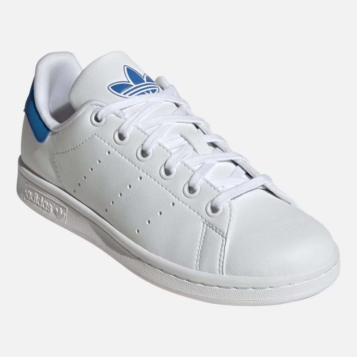 ie8110_6_footwear_photography_front-lateral-top-view_transparent-huge-6658435fb06f9
