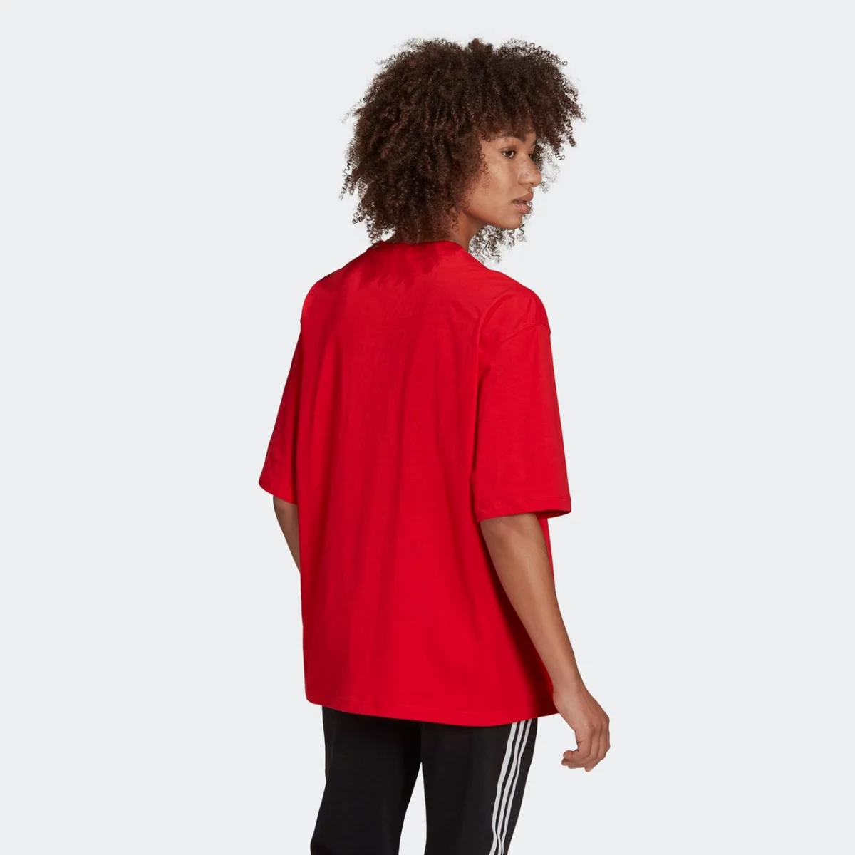 hf7474_app_on-model_back_gradient-huge-665775d502946