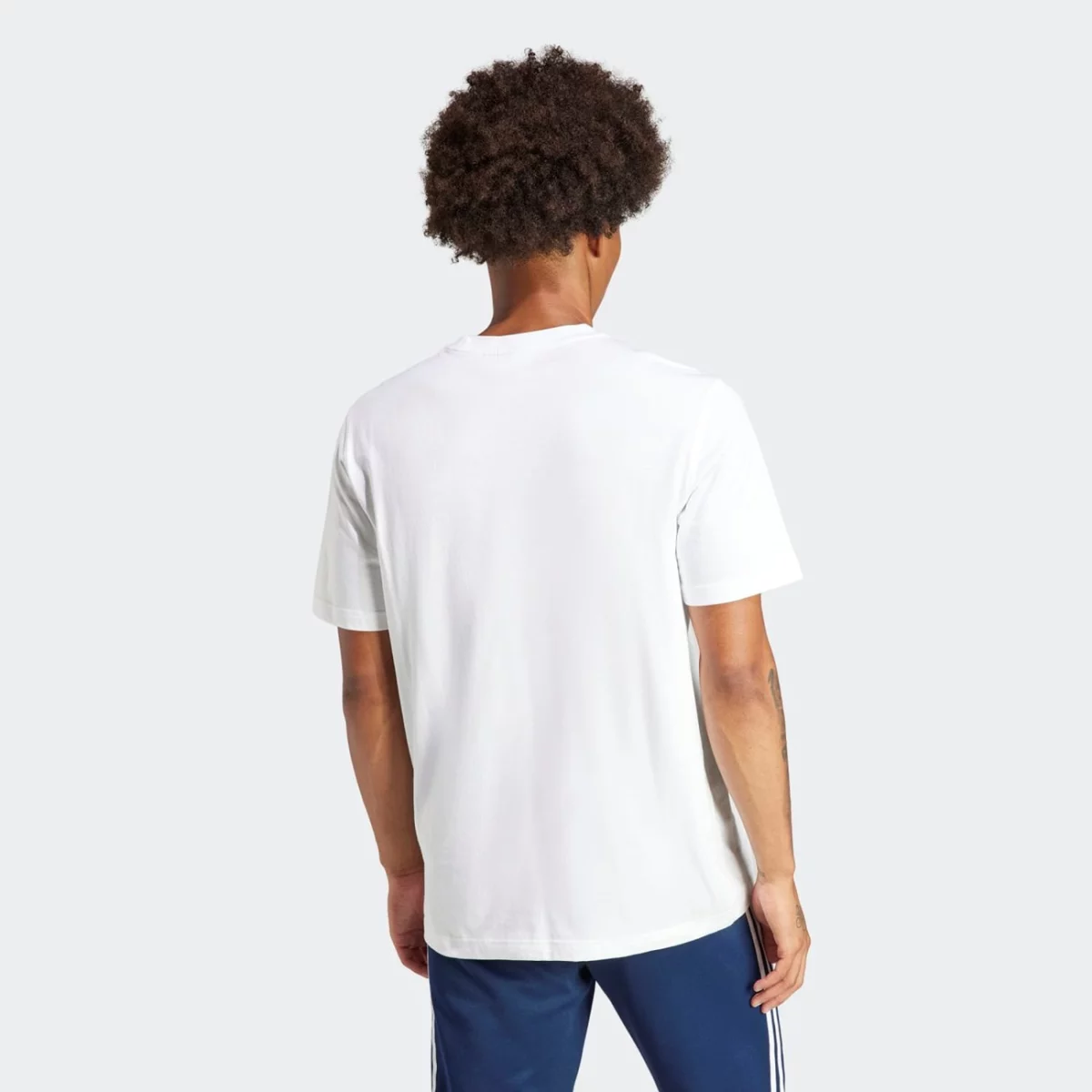 iv5353_5_apparel_on-model_back-view_grey-huge-6657b2109e065