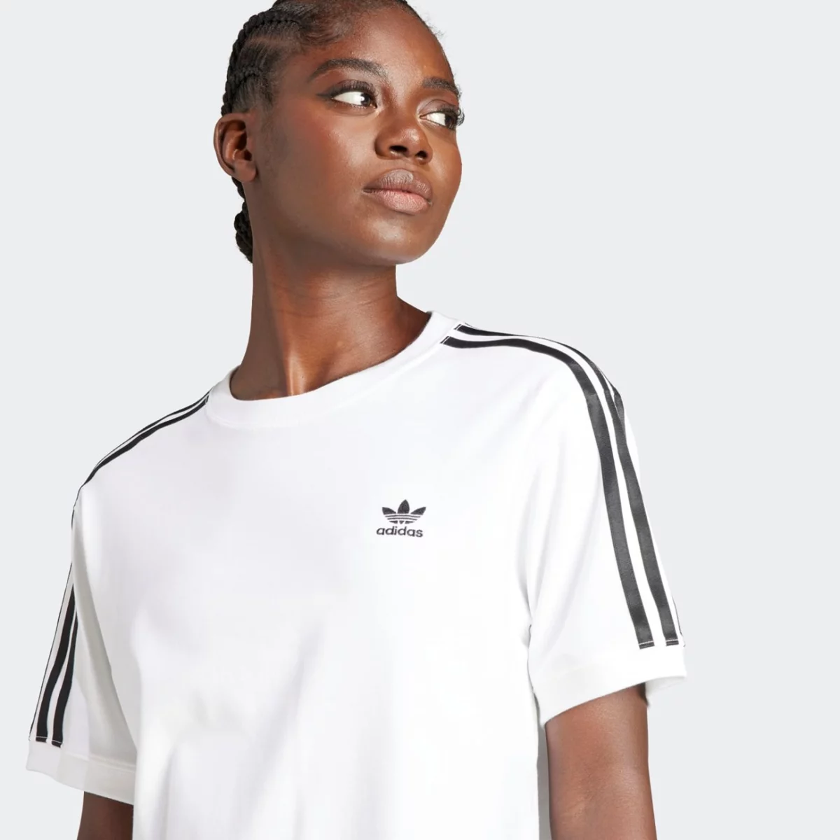 ir8051_7_apparel_on-model_detail-view-1_grey-huge-6657b318cbf30