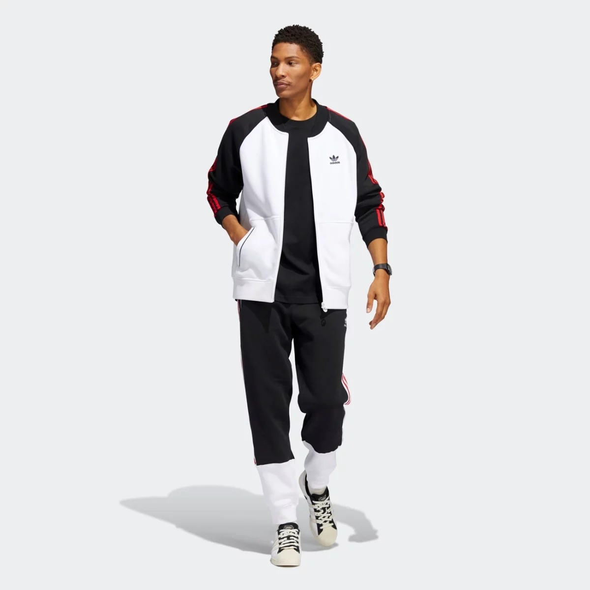 hc2080_app_on-model_standard-outfit_gradient-huge-66577a1494583