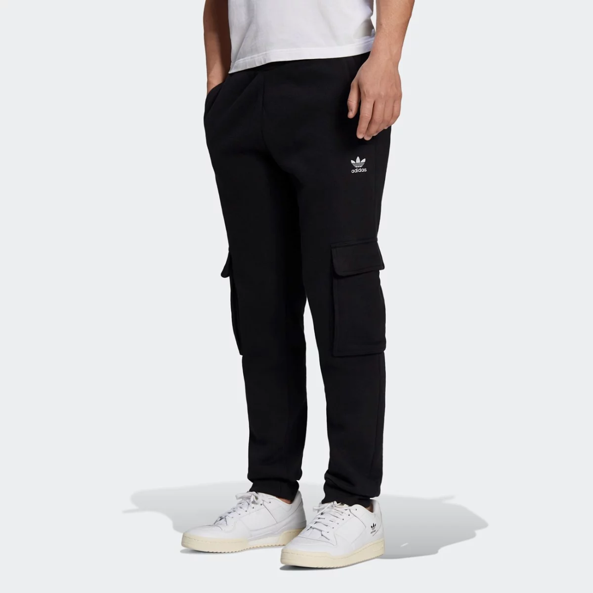 he6989_app_on-model_standard_gradient-huge-6657773591d87